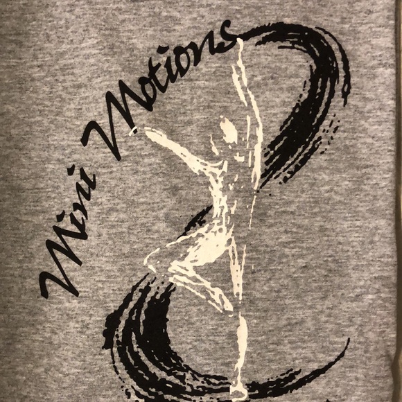 Mini Motions Dance Center T-shirt size L - Picture 2 of 6